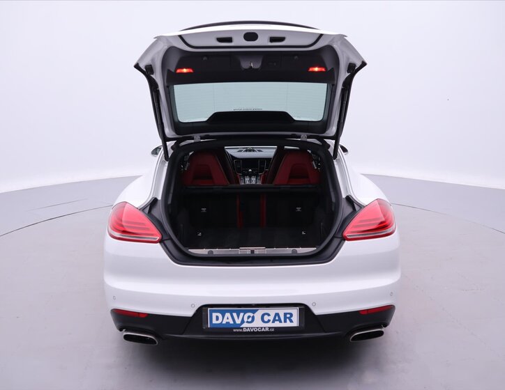 Porsche Panamera Hatchback 3,0 l 221 kw