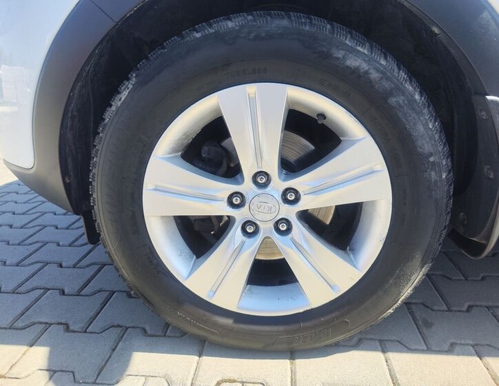 KIA Sportage SUV / Terénní 2,0 l 100 kw