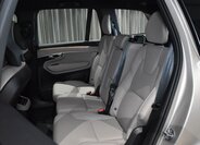 Volvo XC90 SUV / Terénní 2,0 l 228 kw
