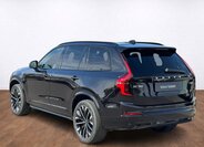 Volvo XC90 SUV / Terénní 2,0 l 335 kw