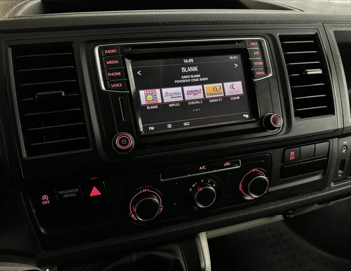 Volkswagen Transporter 21