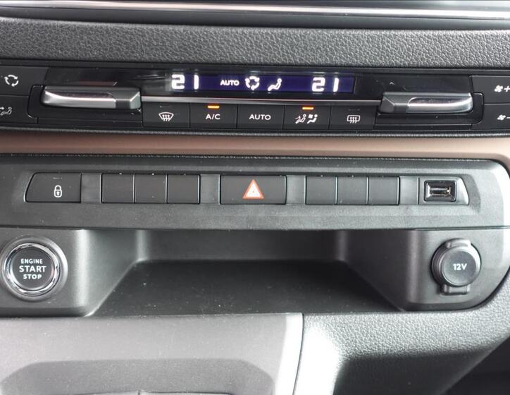 Toyota ProAce Verso 24