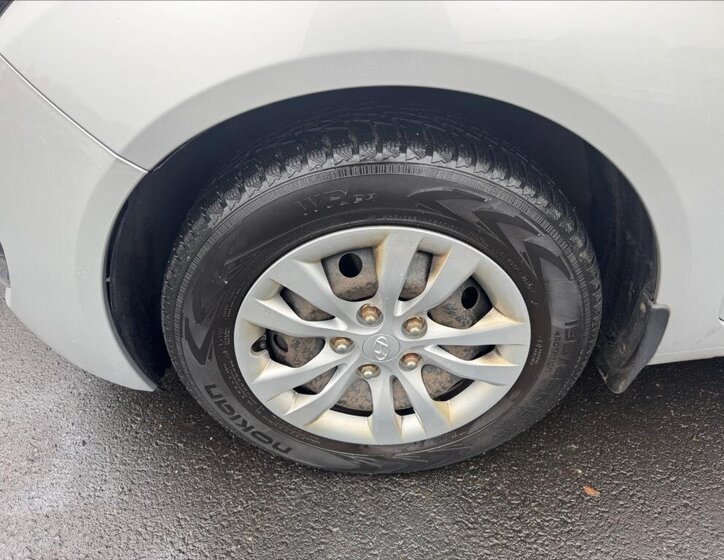 Hyundai ix20 MPV 1,6 l 91 kw