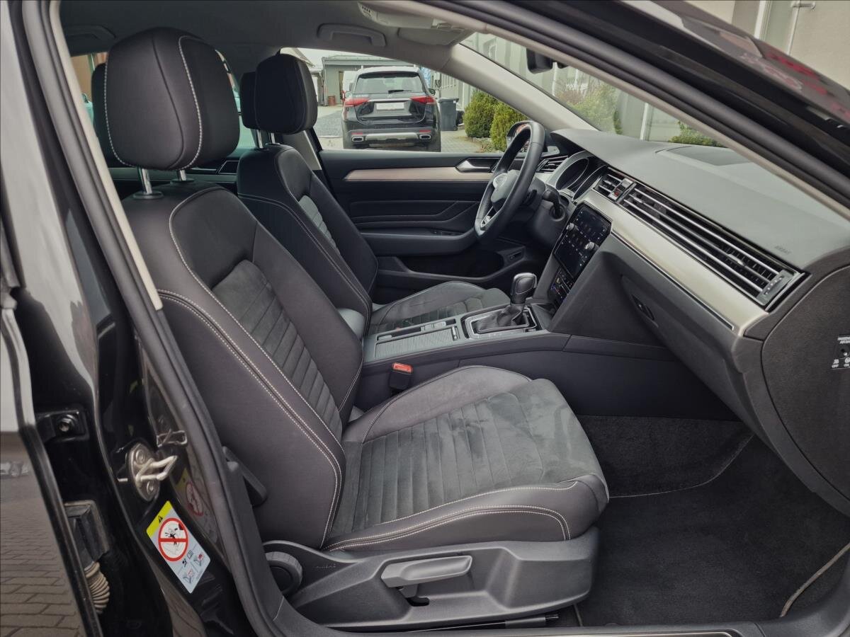 Volkswagen Passat Sedan / Limuzína 2,0 l 147 kw
