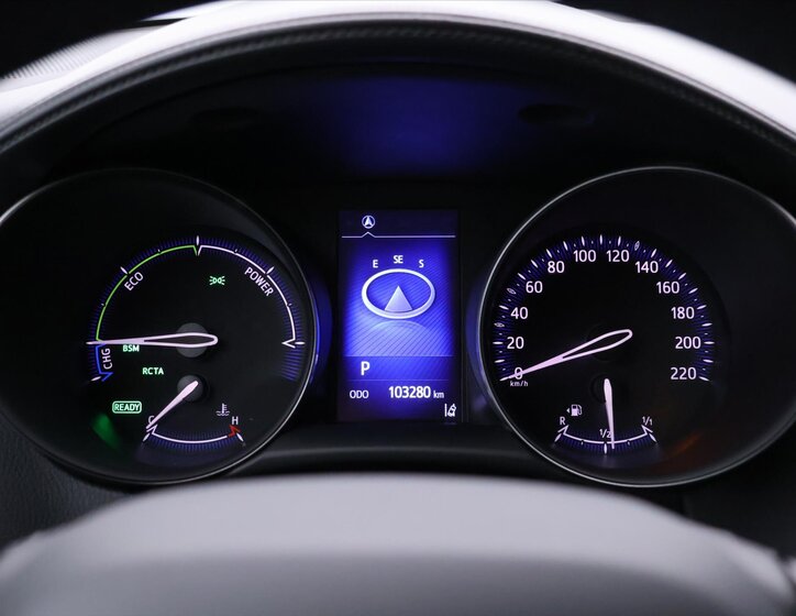 Toyota C-HR SUV 1,8 l 72 kw