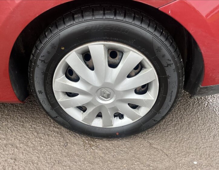 Renault Laguna Liftback 1,5 l 81 kw