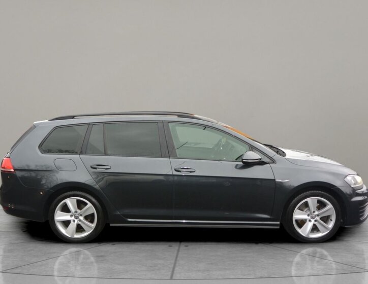 Volkswagen Golf Kombi 2,0 l 135 kw