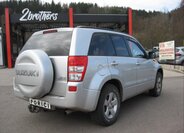 Suzuki Grand Vitara Kombi 2,0 l 103 kw