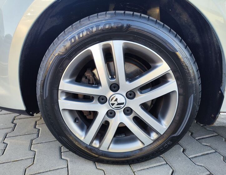 Volkswagen Touran 23