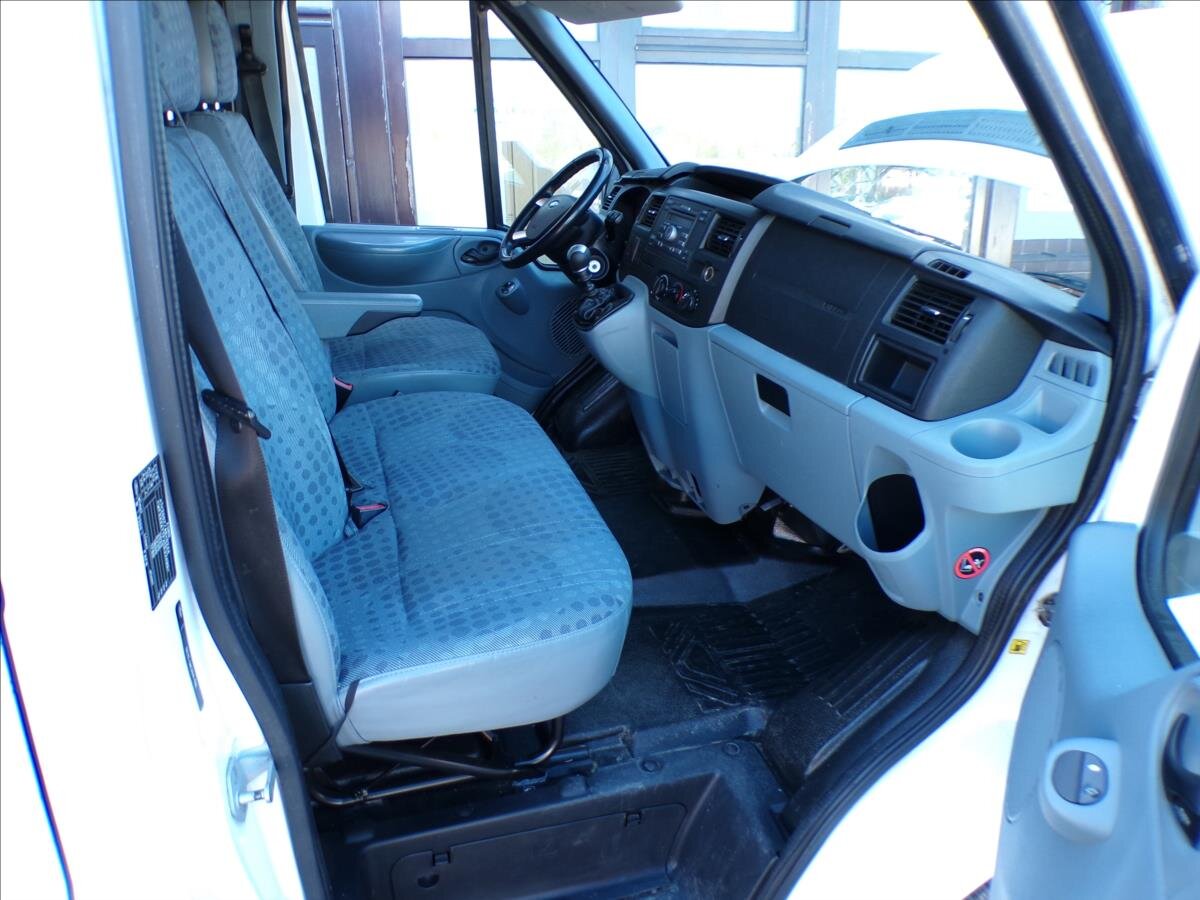 Ford Transit Skříň 2,2 l 92 kw