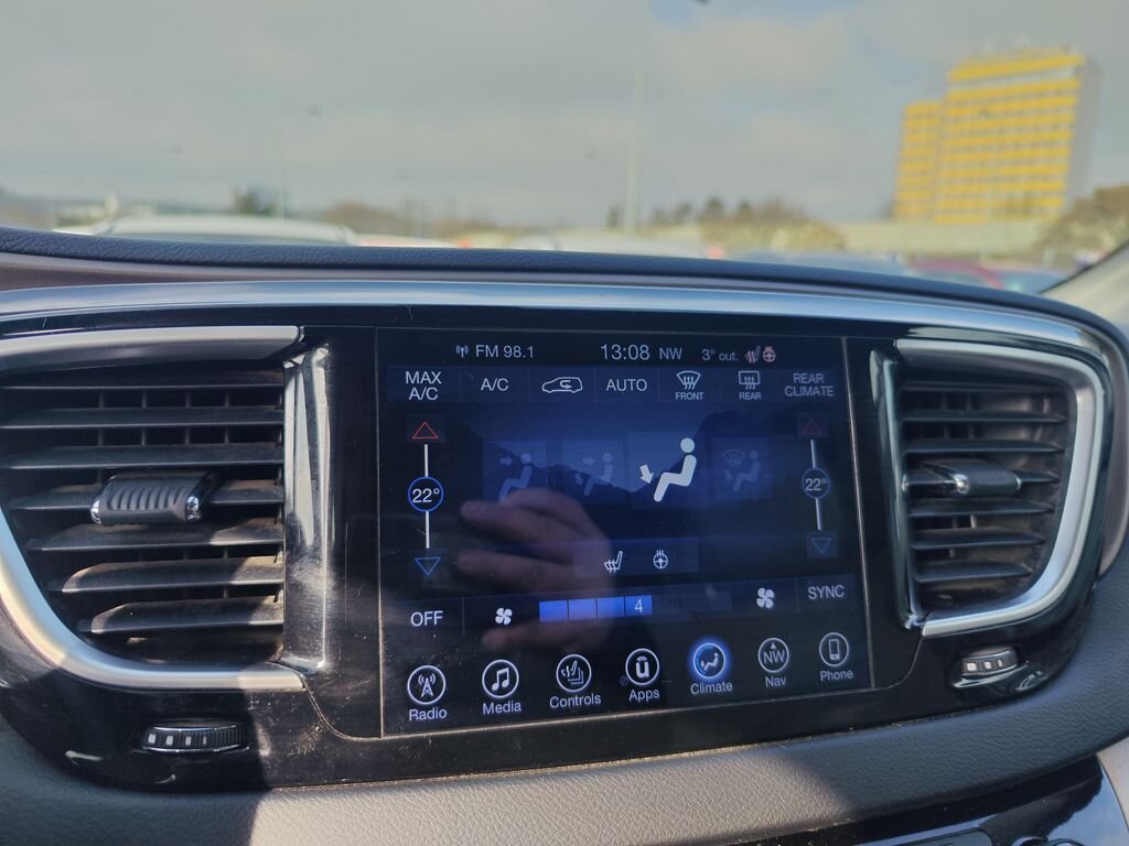 Chrysler Pacifica MPV 3,6 l 214 kw