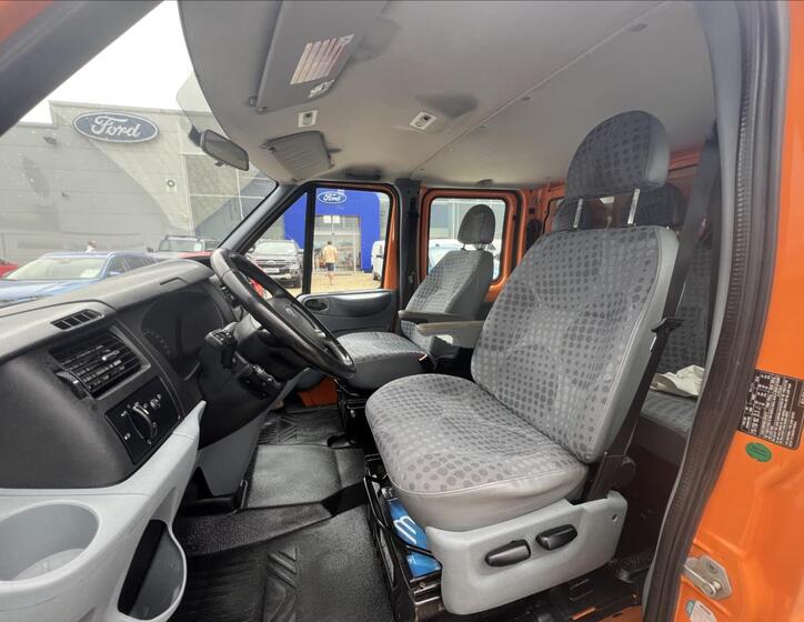 Ford Transit 14
