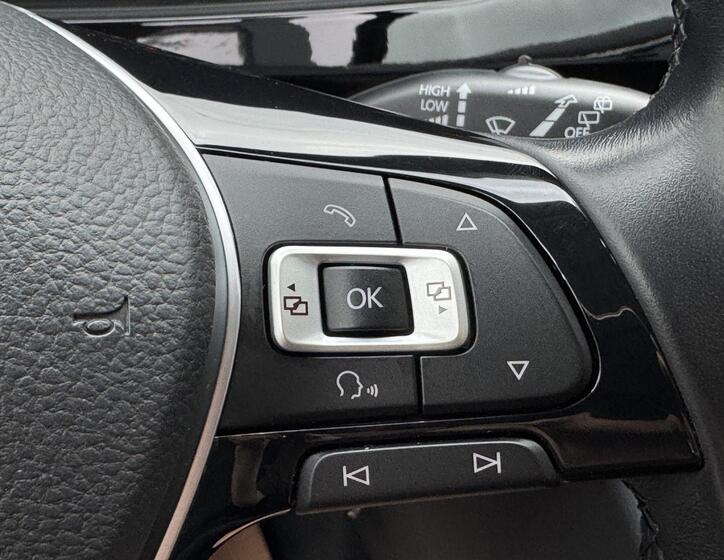 Volkswagen Multivan 26