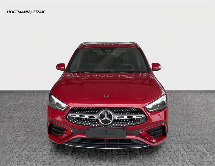 Mercedes-Benz GLA 2