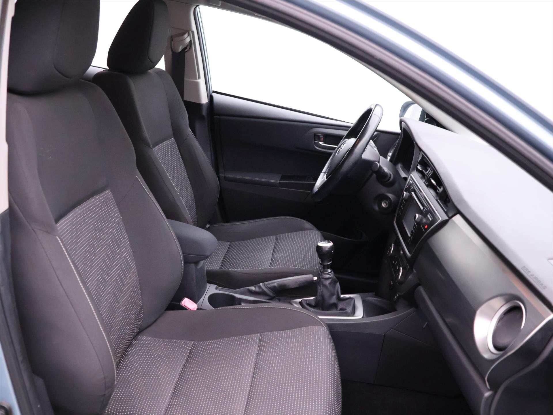 Toyota Auris Hatchback 1,3 l 73 kw