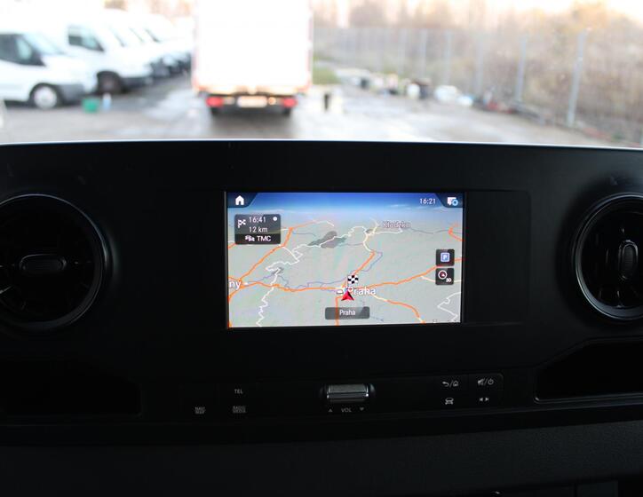 Mercedes-Benz Sprinter 15