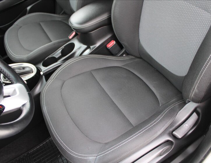 KIA Soul Hatchback 1,6 l 97 kw