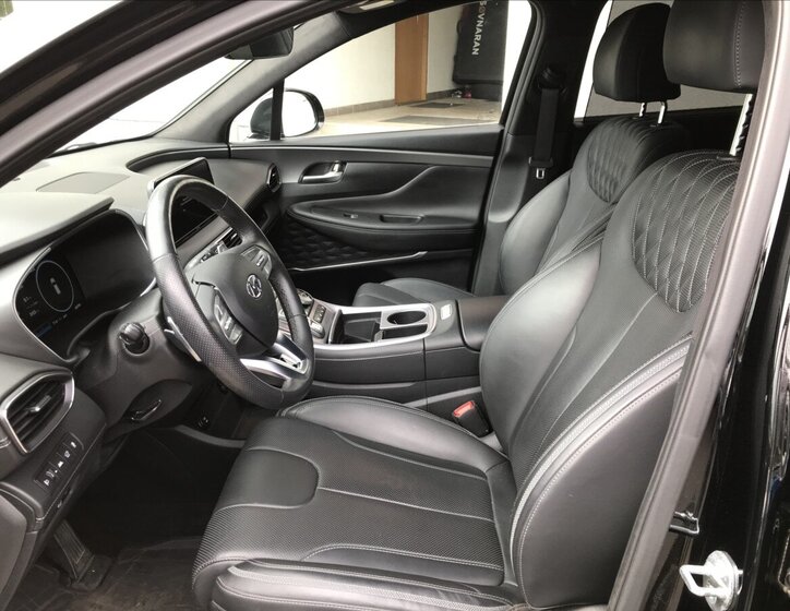 Hyundai Santa Fe SUV / Terénní 2,2 l 142 kw