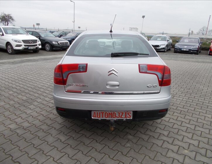 Citroën C5 Sedan / Limuzína 2,0 l 100 kw
