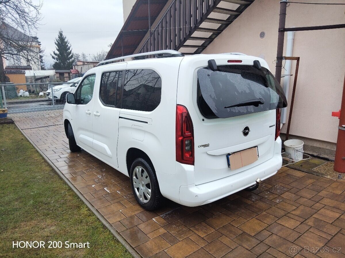 Opel Combo MPV 0,0 96 kw