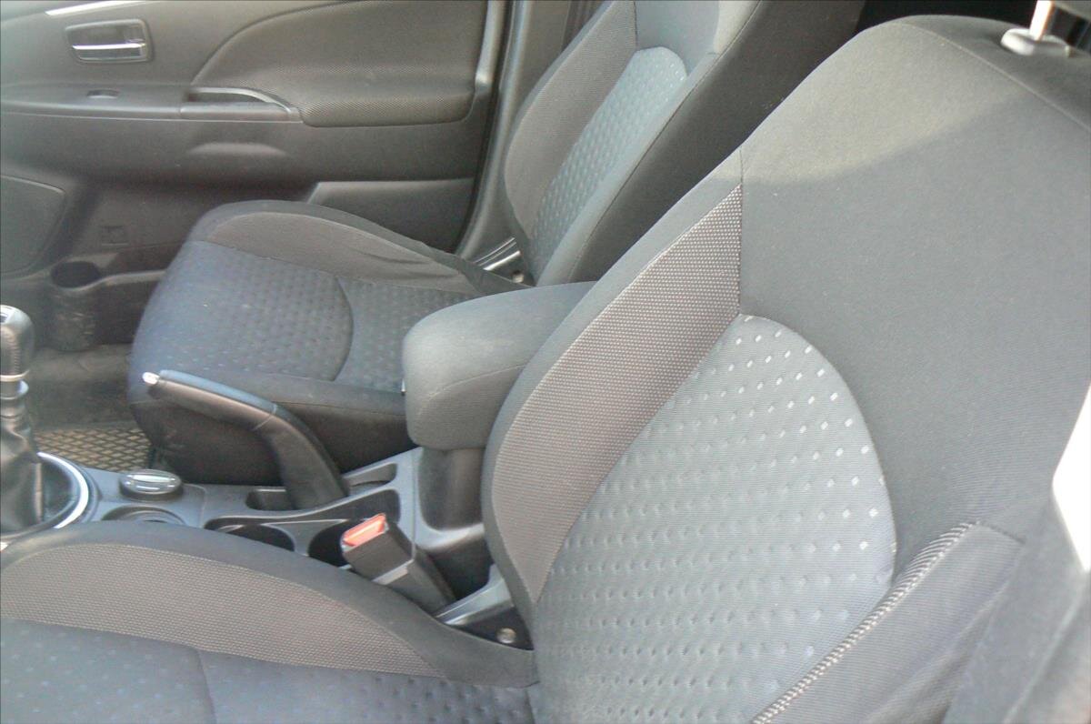 Mitsubishi ASX SUV 1,8 l 110 kw