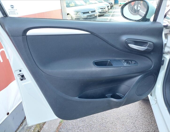 Fiat Grande Punto Hatchback 1,4 l 57 kw