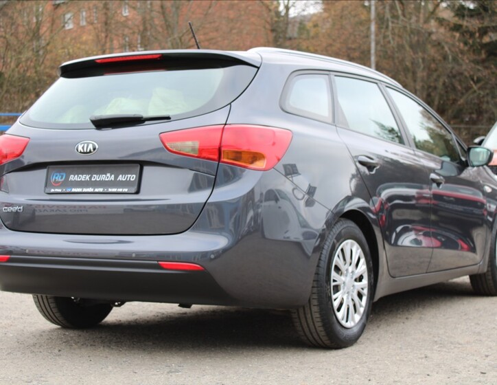 KIA Ceed 5