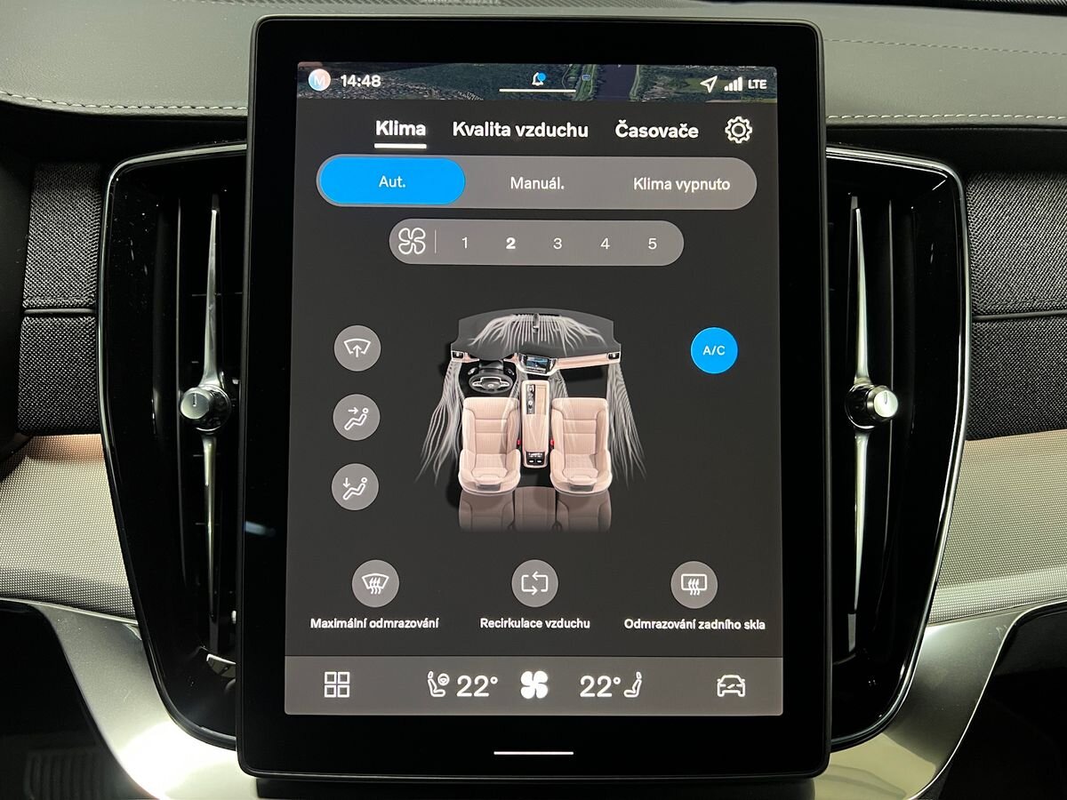 Volvo XC90 SUV / Terénní 2,0 l 184 kw