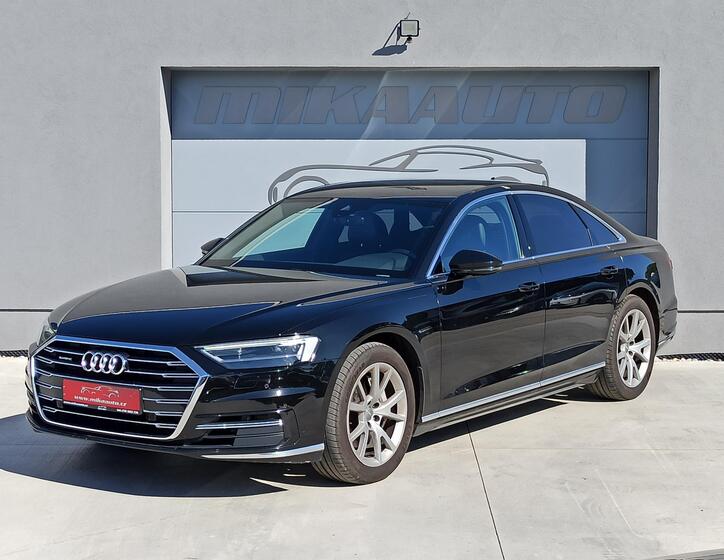 Audi A8 1