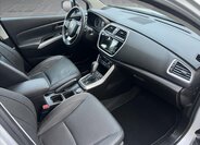 Suzuki SX4 S-Cross SUV 1,4 l 103 kw