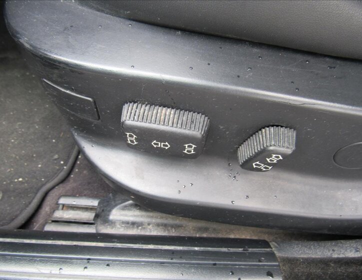 BMW Řada 5 Sedan / Limuzína 2,5 l 141 kw