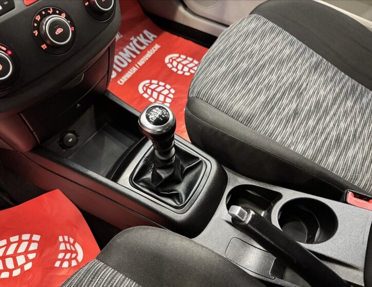 KIA Ceed Hatchback 1,4 l 80 kw