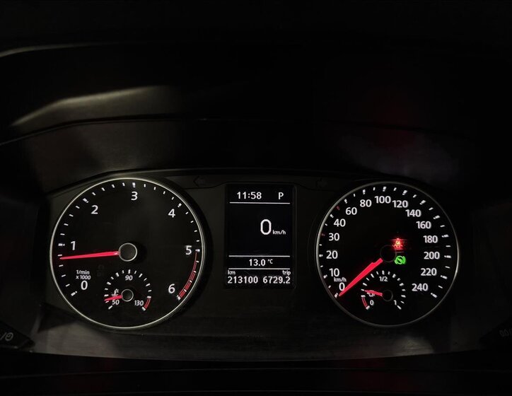 Volkswagen Transporter 18