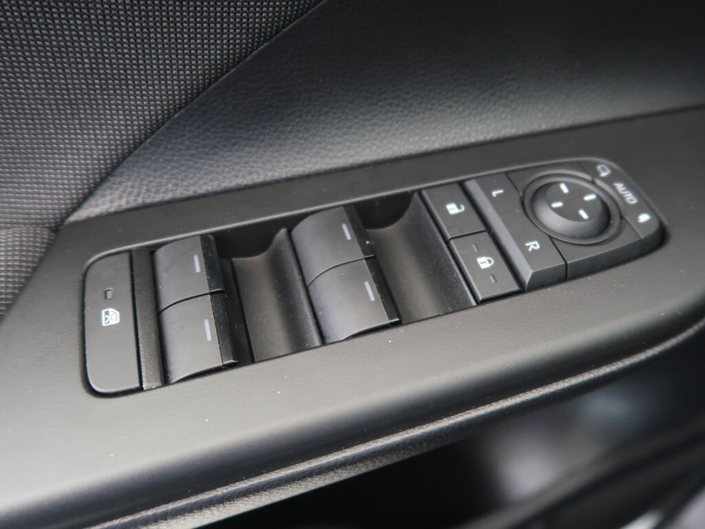 Toyota C-HR SUV 1,8 l 72 kw