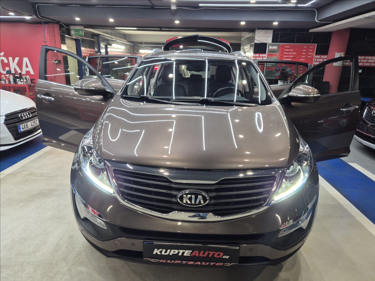 KIA Sportage SUV / Terénní 2,0 l 120 kw