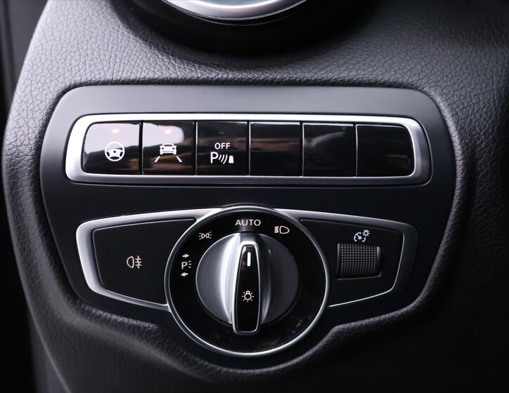 Mercedes-Benz GLC 19