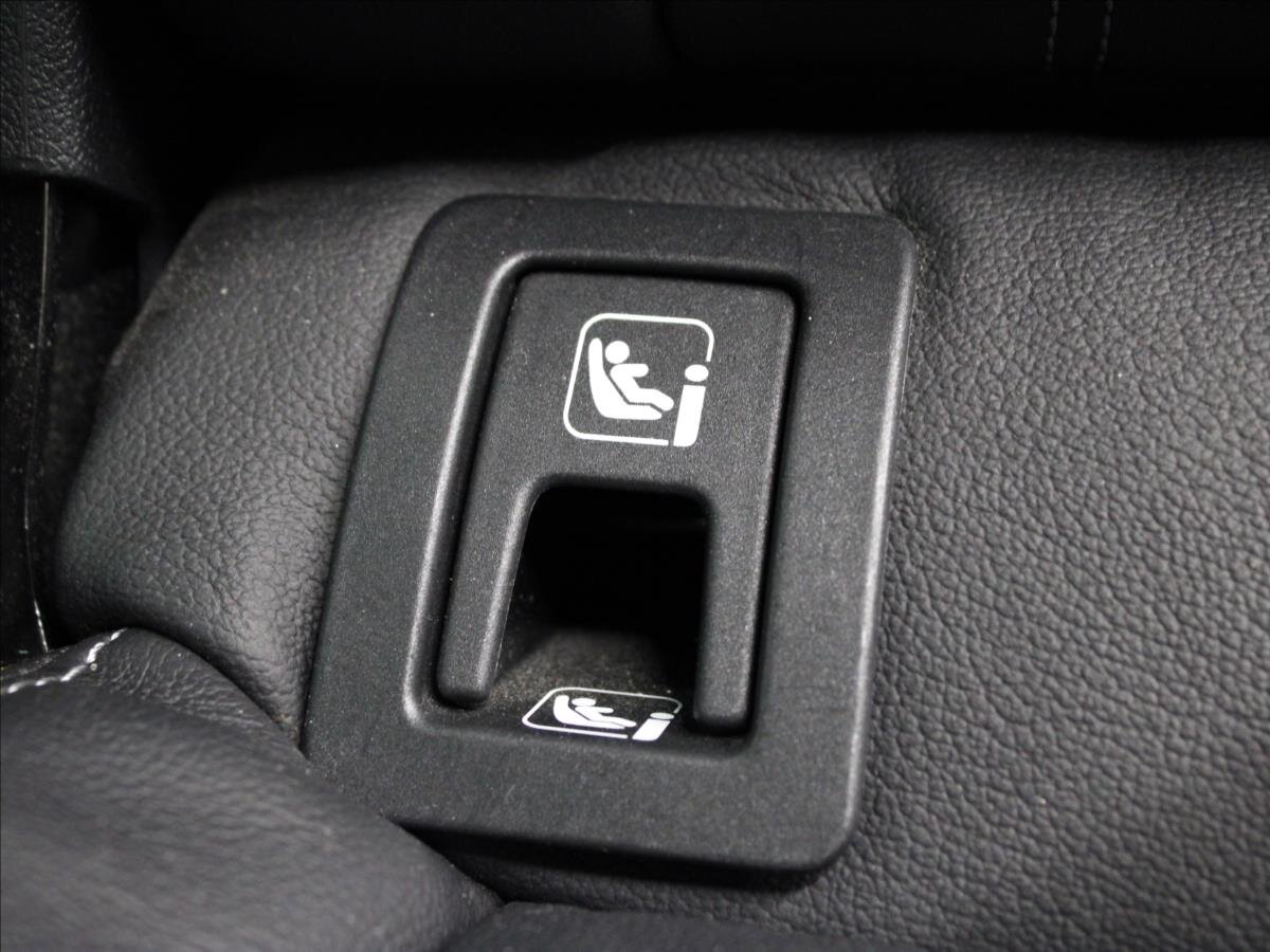 Škoda Karoq SUV 2,0 l 110 kw