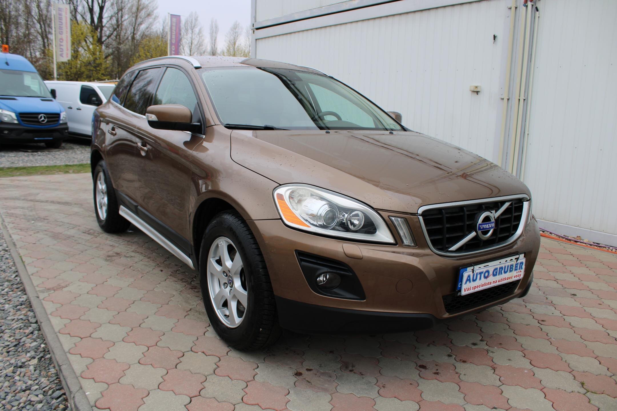 Volvo XC60 SUV / Terénní 2,4 l 129 kw