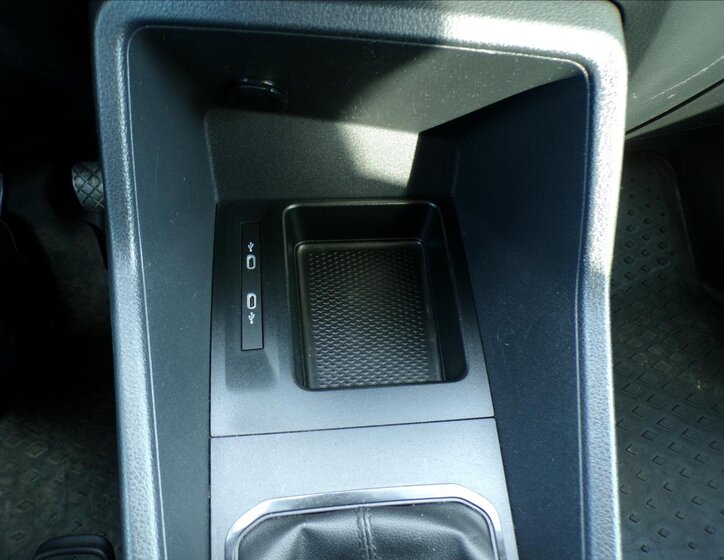 Volkswagen Caddy Kombi 2,0 l 75 kw