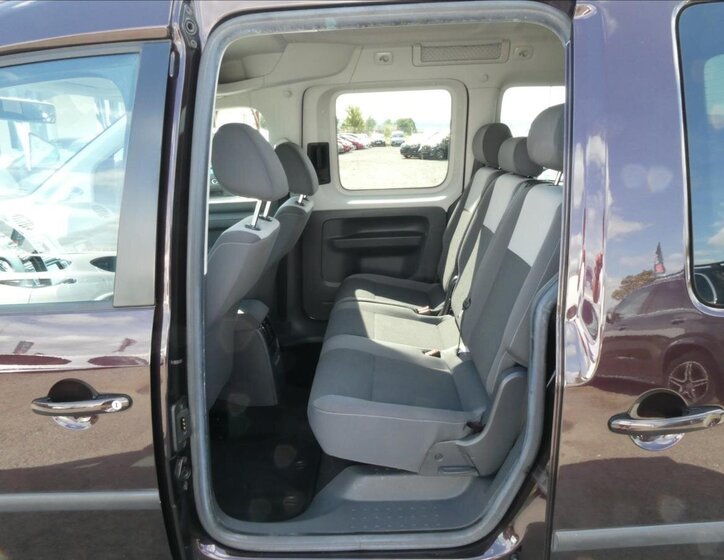 Volkswagen Caddy Kombi 1,6 l 75 kw