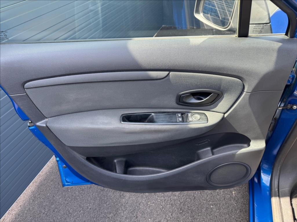 Renault Scénic MPV 1,6 l 81 kw