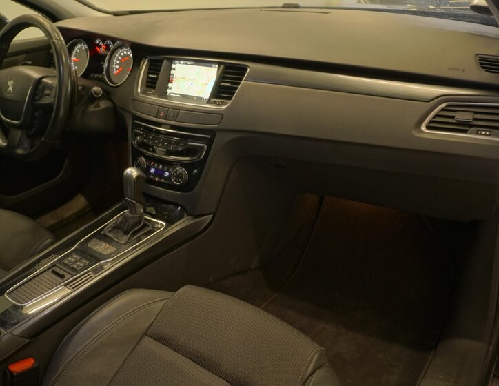 Peugeot 508 Kombi 2,0 l 133 kw