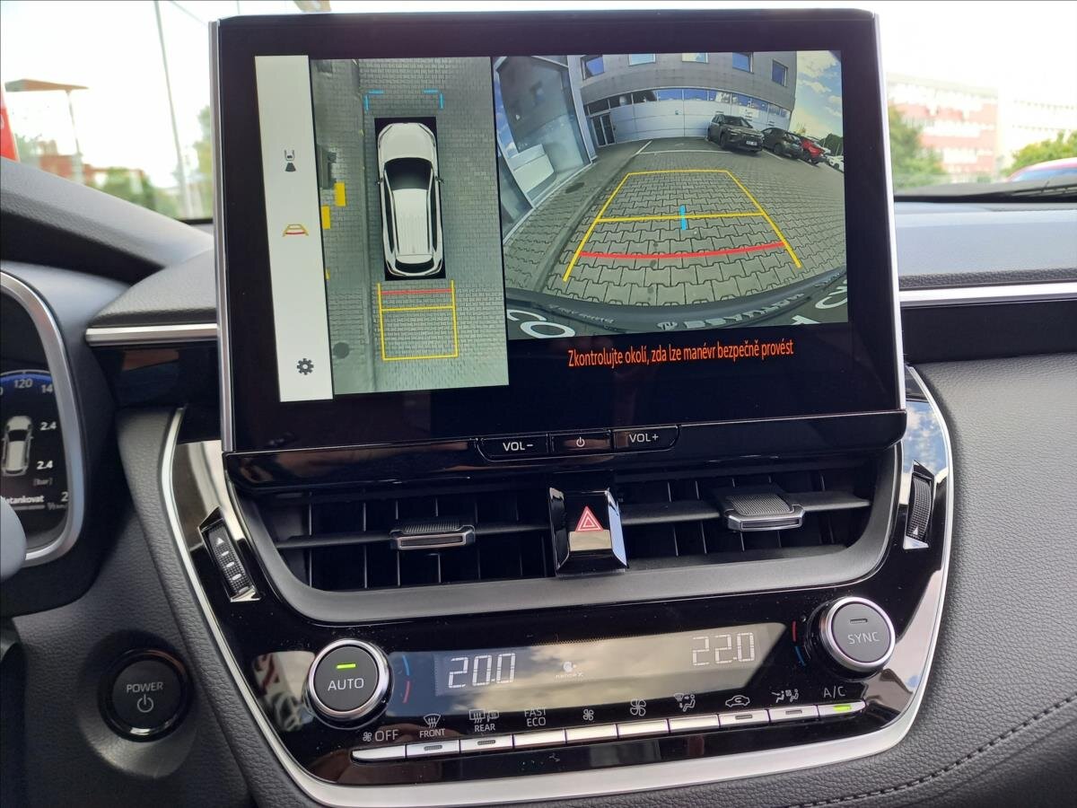 Toyota Corolla Cross SUV 2,0 l 131 kw