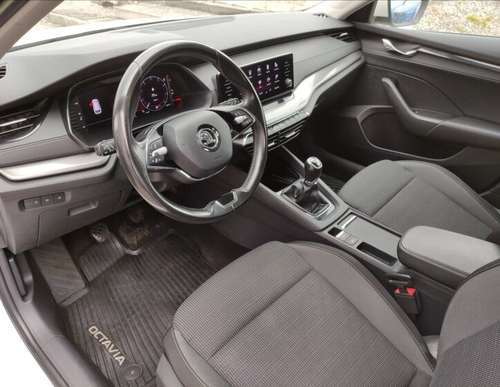 Škoda Octavia Kombi 2,0 l 85 kw