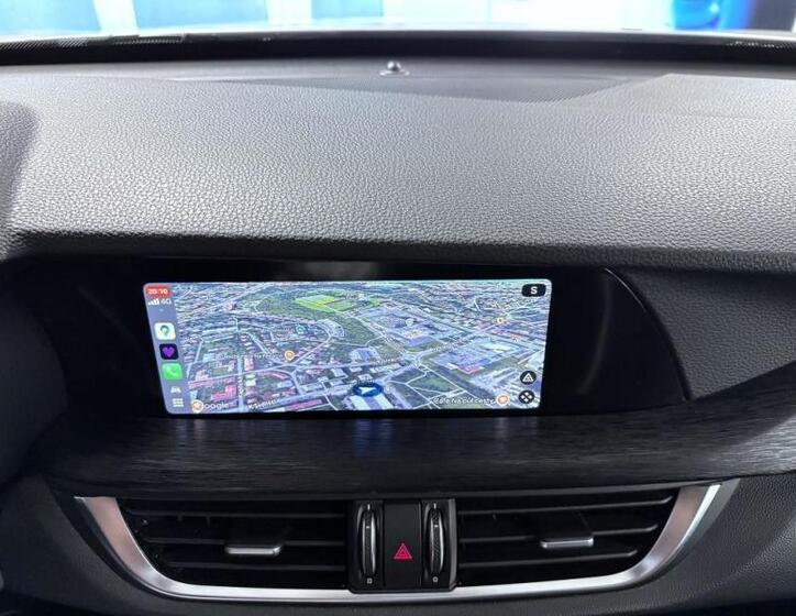 Alfa Romeo Stelvio 13