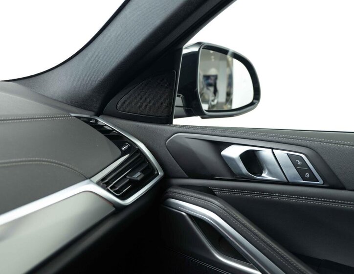 BMW X6 SUV 3,0 l 250 kw