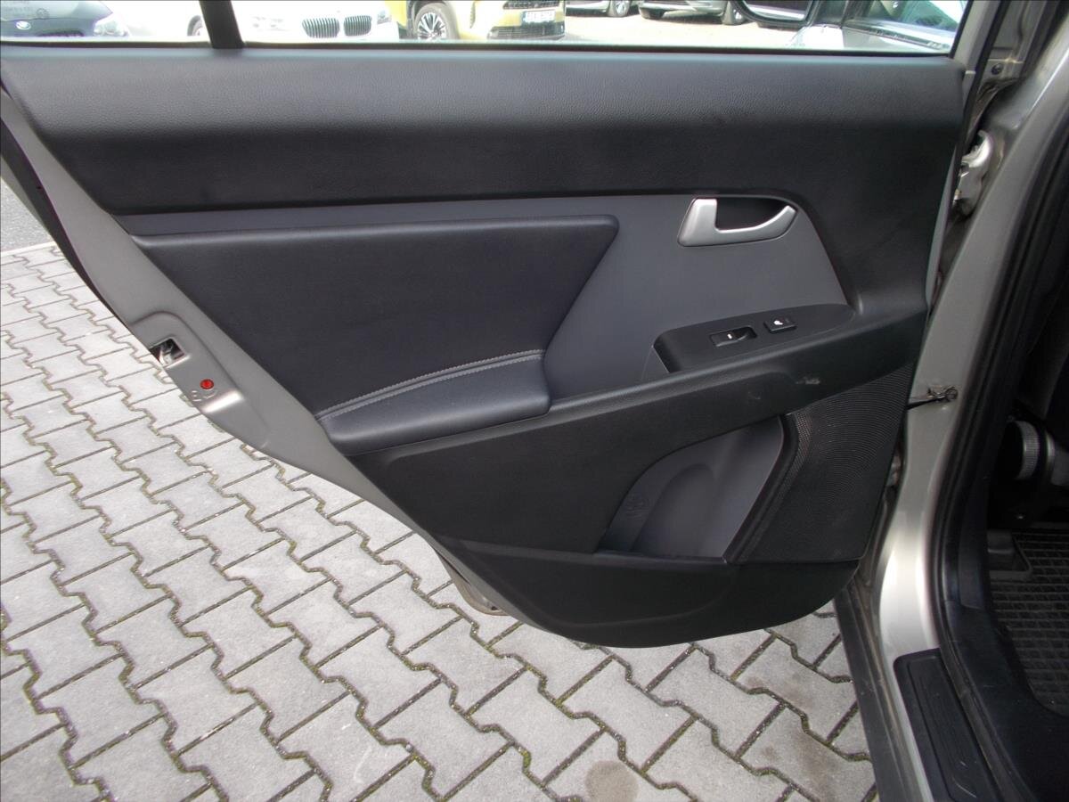 KIA Sportage SUV 1,7 l 85 kw