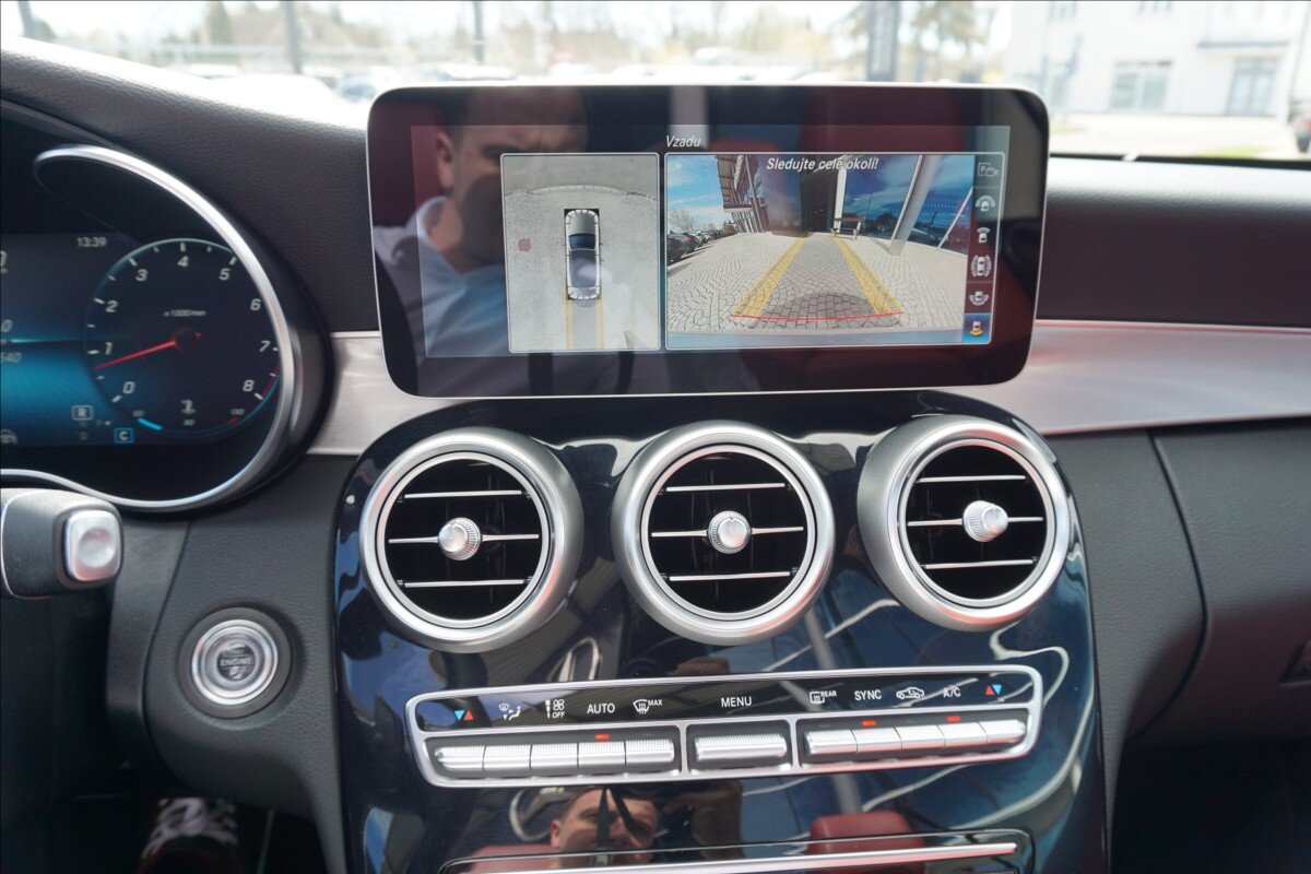 Mercedes-Benz Třídy C Kabriolet 2,0 l 190 kw