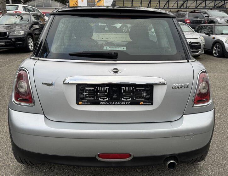 Mini Cooper Hatchback 1,6 l 88 kw