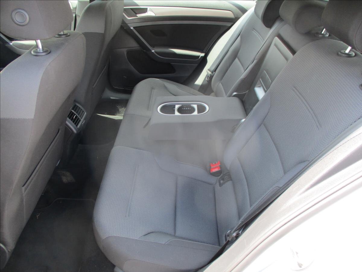 Volkswagen Golf Hatchback 1,4 l 81 kw